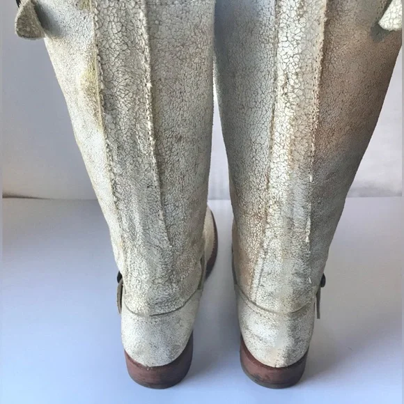 Size 7 / FRYE Leather Moto Boots / Cream Crackled-Distressed Look - Picture 3 of 15